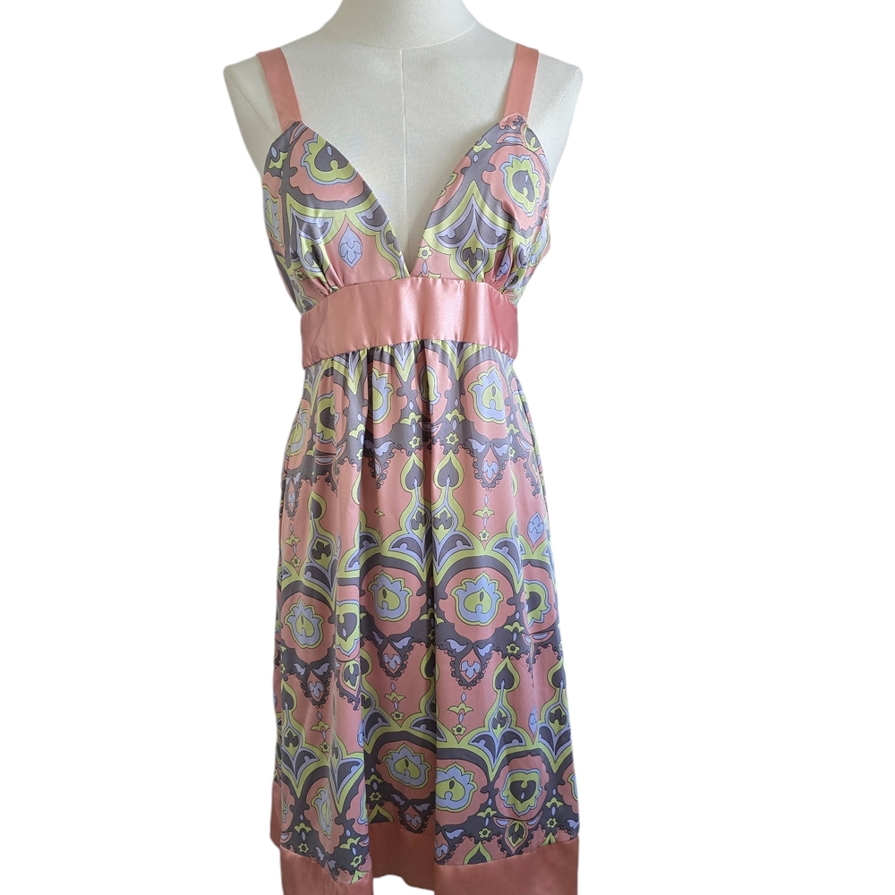 Chic Pink Patterned Mini Dress